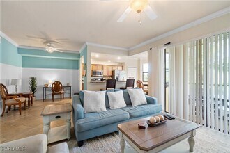 9727 Acqua Ct in Naples, FL - Building Photo - Building Photo