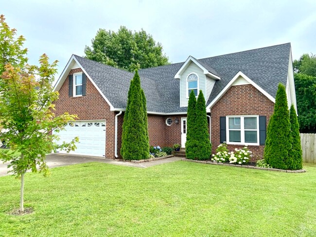 property at 604 Greenleaf Ave