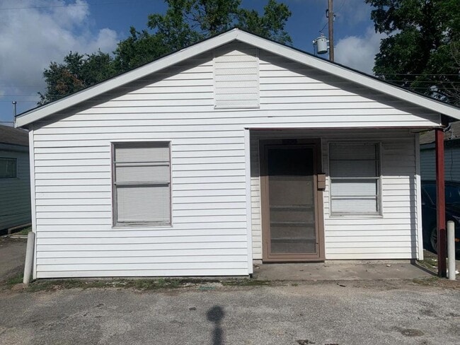 property at 5439 Makeig St