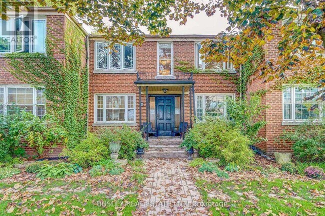 3 Warwick Ave in Toronto, ON - Building Photo - Building Photo