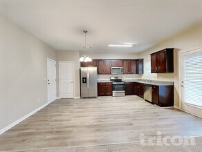 1006 Grenier Terrace NE, Unit 2 in Lawrenceville, GA - Building Photo - Building Photo