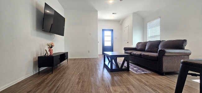 19308 Via Vinovo Ct in Roman Forest, TX - Foto de edificio - Building Photo