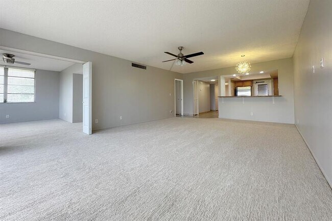 property at 3051 S Palm Aire Dr