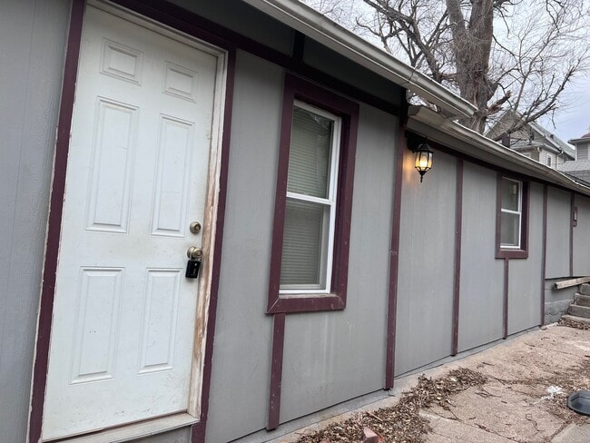 2716 1/2 S 25th St in Omaha, NE - Foto de edificio - Building Photo