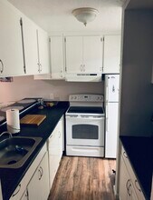 2750 Plumas St, Unit 214 in Reno, NV - Building Photo - Building Photo