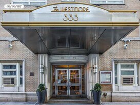 333 W 57th St in New York, NY - Building Photo