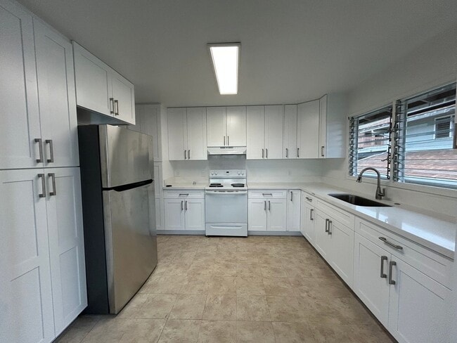 property at 718 21st Ave