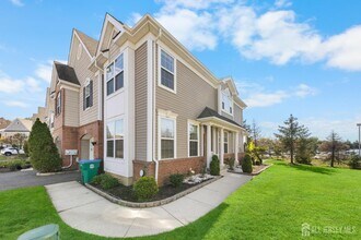 19 Edward Stec Blvd in Edison, NJ - Building Photo - Building Photo