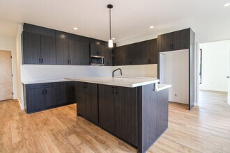 2800 Broad St in San Luis Obispo, CA - Building Photo - Building Photo