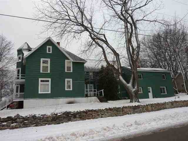 921 Pine St in Marquette, MI - Building Photo