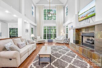 7914 Gilead Rd in Huntersville, NC - Building Photo - Building Photo