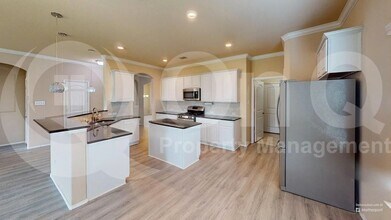 400 Plum Ct in Burleson, TX - Building Photo - Building Photo