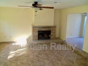 2639 Jacyra Ave in Las Vegas, NV - Building Photo - Building Photo