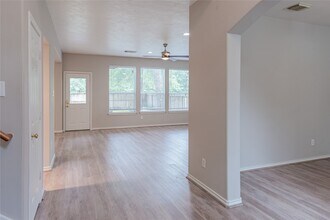 119 S Merryweather Cir in Conroe, TX - Building Photo - Building Photo