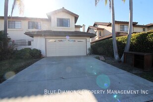 2348 Summerhill Dr in Encinitas, CA - Building Photo
