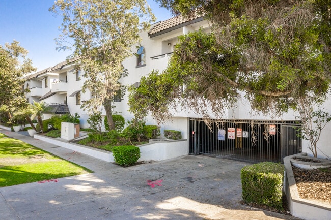 Park Downtown Apartments