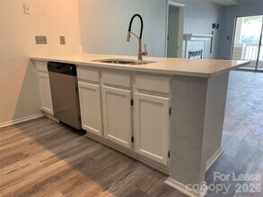 912 Southwest Dr in Davidson, NC - Building Photo - Building Photo