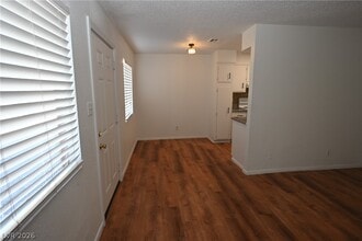 2608 E Mesquite Ave in Las Vegas, NV - Building Photo - Building Photo