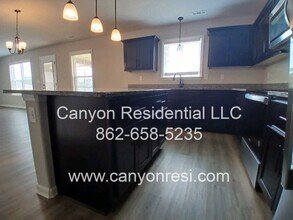 126 Ocean Spring Ave in Toney, AL - Building Photo - Building Photo