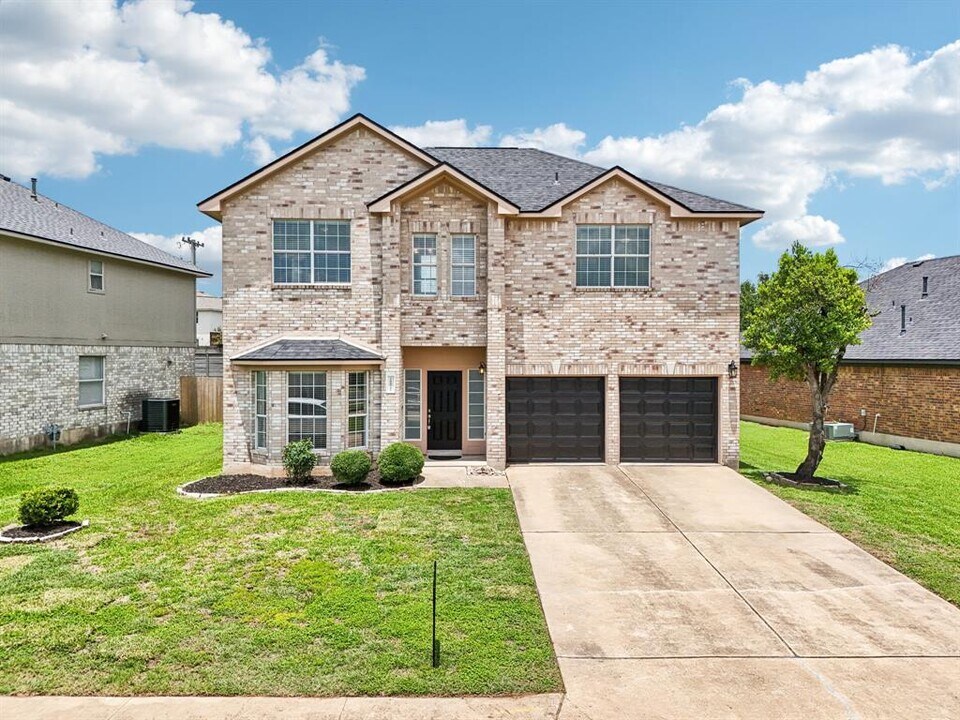 16822 Bailey Jean Dr in Round Rock, TX - Building Photo