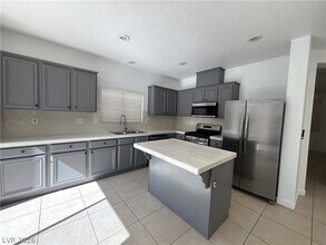 11875 Principi Ct in Las Vegas, NV - Building Photo - Building Photo