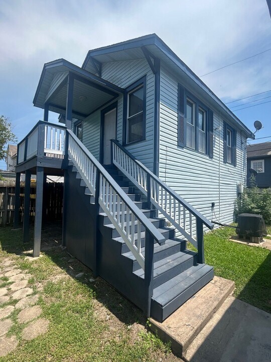 3909 Avenue M in Galveston, TX - Building Photo