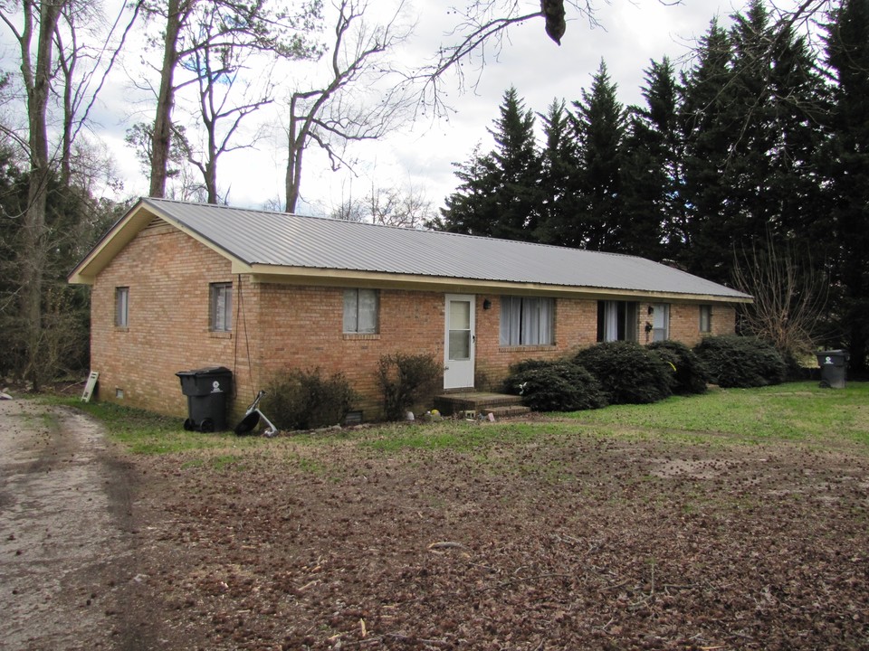 McIver Street Duplexes in Zebulon, NC - Building Photo