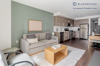 150 Van Ness Ave in San Francisco, CA - Foto de edificio - Building Photo