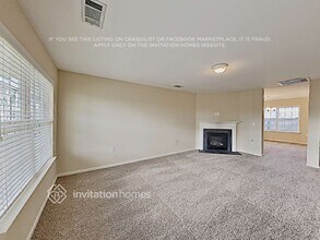 2942 Village Center Dr, Unit 1202-A in Dallas, NC - Building Photo - Building Photo