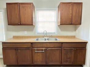 1741 Ricardo St in Valdosta, GA - Building Photo - Building Photo