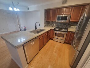 180 Yacht Club Way in Hypoluxo, FL - Building Photo - Building Photo