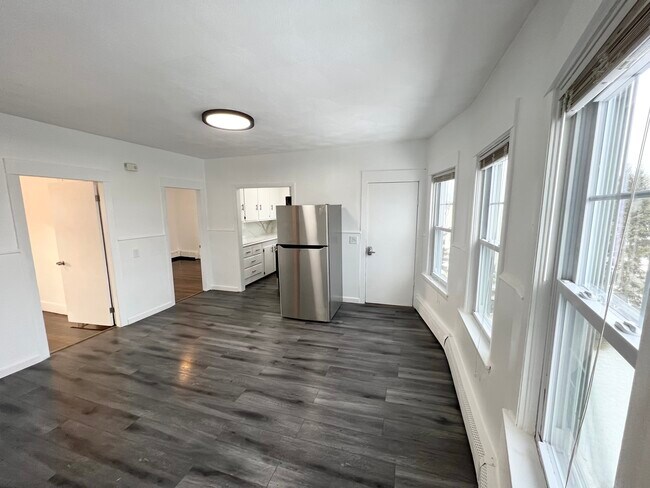 280 Columbus Ave in Pawtucket, RI - Building Photo - Building Photo