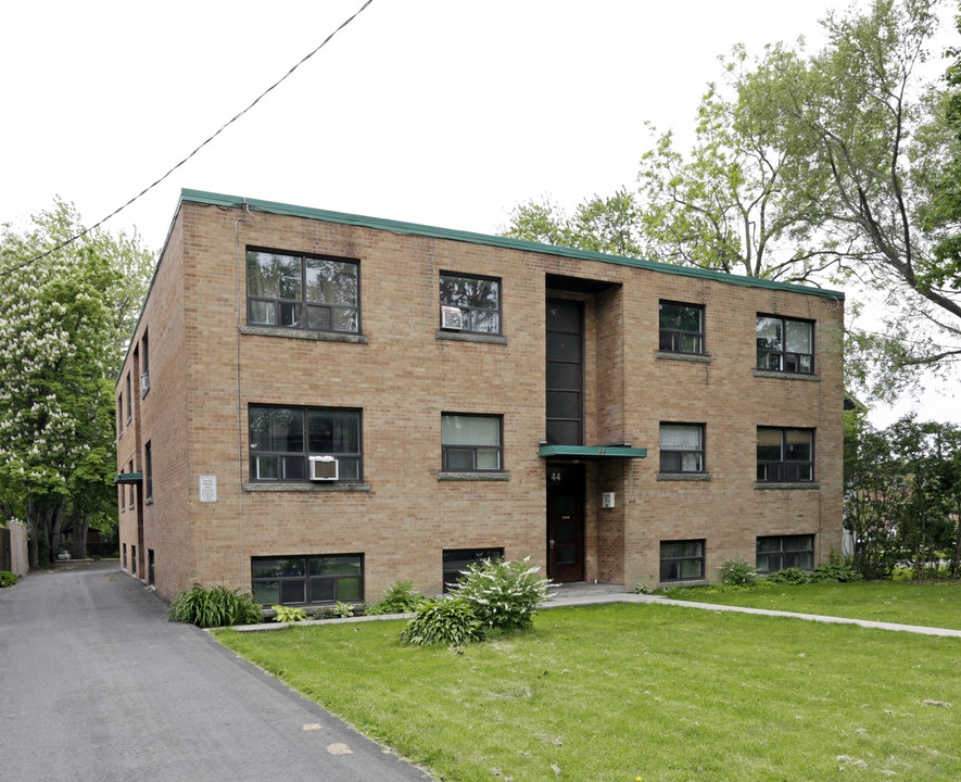 44 Arcadian Cir in Toronto, ON - Building Photo