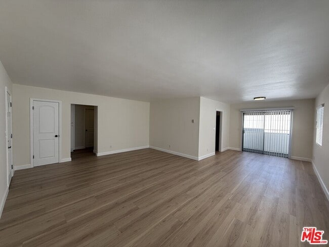 property at 314 S Clark Dr