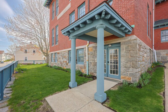 property at 8 Summer St