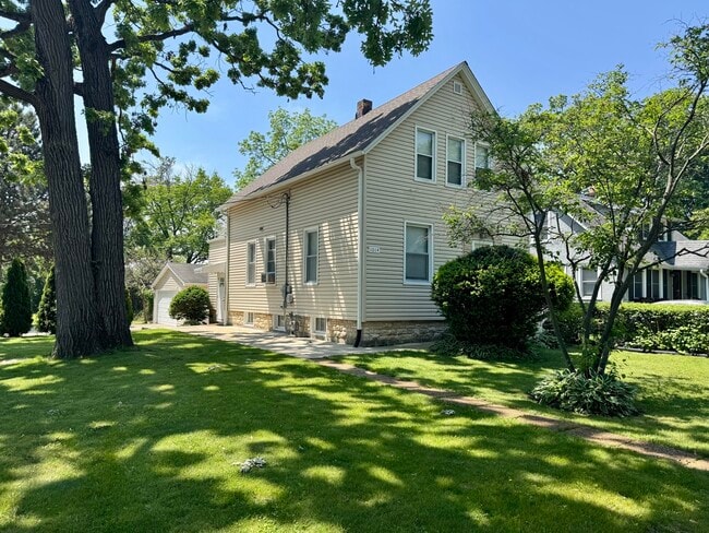 property at 1014 Half Day Rd
