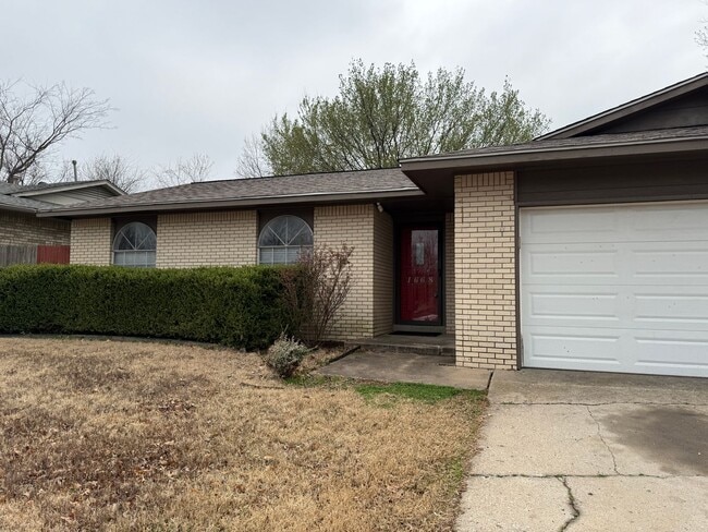 1668 S Redbud Pl in Broken Arrow, OK - Building Photo - Building Photo