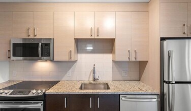 99 Kneeland St, Unit 712 in Boston, MA - Building Photo - Building Photo