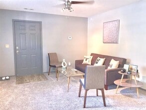 106 NW Park St in Bentonville, AR - Building Photo - Building Photo