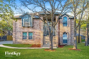 1313 Deer Trail in Denton, TX - Building Photo