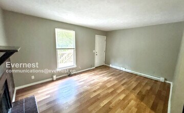 5112 Linbar Dr in Nashville, TN - Building Photo - Building Photo