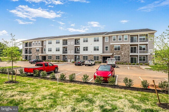 5108 MARY ASHBY Way in Pennington, NJ - Building Photo - Building Photo