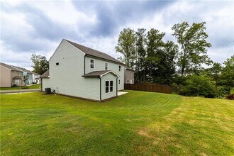 107 Cedar Brk Dr in Canton, GA - Building Photo - Building Photo