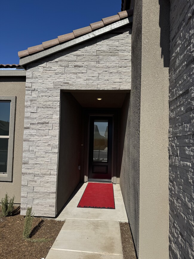 7322 Lemon Meadow Pl in Bakersfield, CA - Foto de edificio - Building Photo