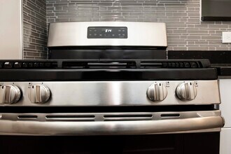 730 W Roscoe St, Unit 724-1S in Chicago, IL - Building Photo - Building Photo