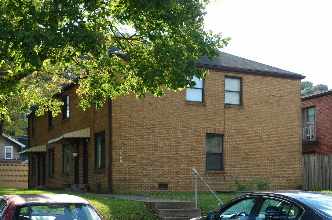 5009 Venable Ave SE in Charleston, WV - Building Photo