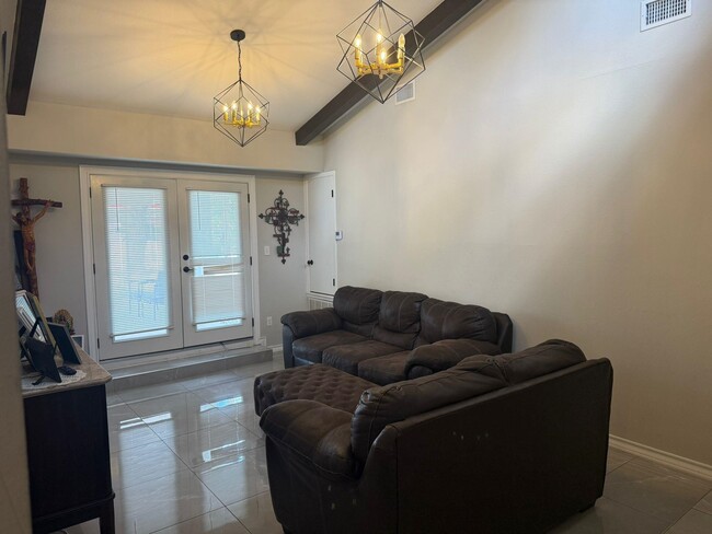 4804 Pita Dr in Laredo, TX - Building Photo - Building Photo
