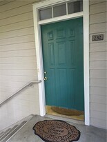 232 Edinburgh Ct in Alpharetta, GA - Building Photo