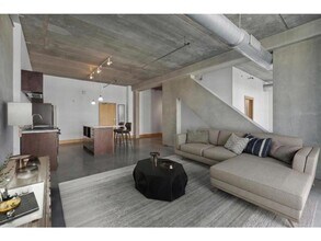 345 N 6th Ave in Minneapolis, MN - Building Photo - Building Photo