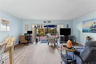 3300 Atlanta St, Unit 15B in Hollywood, FL - Building Photo - Building Photo